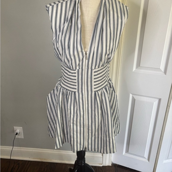 The Tommie Cap-Sleeve Smocked Front-Zip Mini Shirt Dress: Stripe - Picture 3 of 10